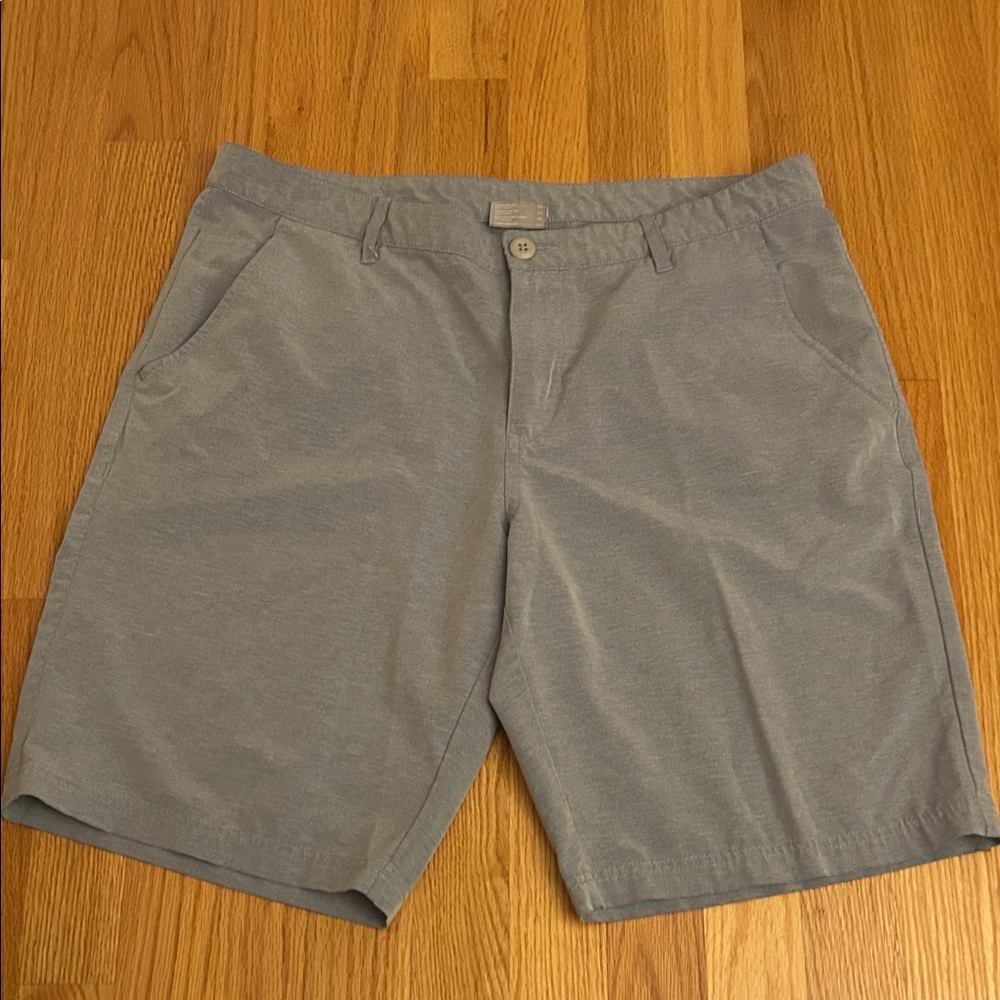 Men’s Columbia shorts performance fishing gear 34 waist